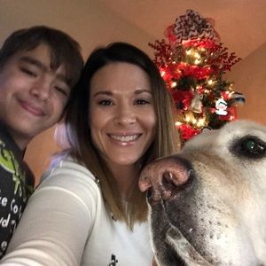 Meet your Posher, April